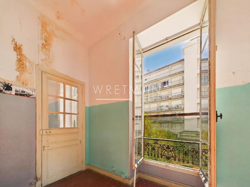 Appartement - 121 m² - 5 pièces