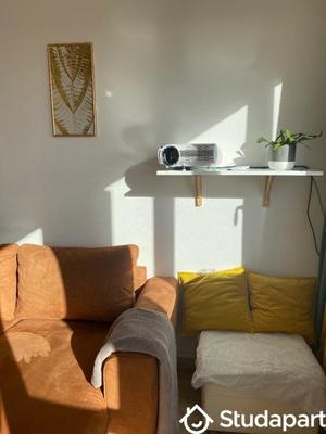 Chambre - 13 m² - 1 pièce