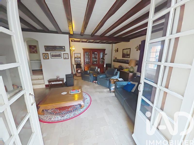 Maison - 290 m² - 8 pièces