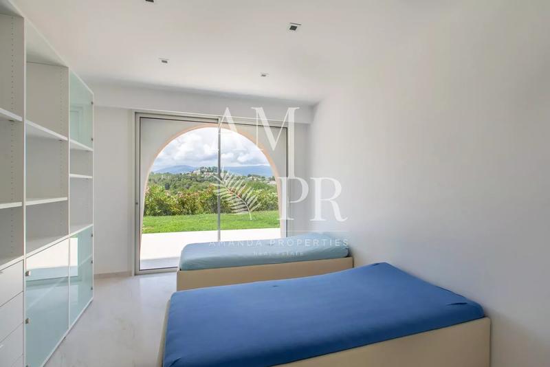 Villa - 540 m² - 13 pièces