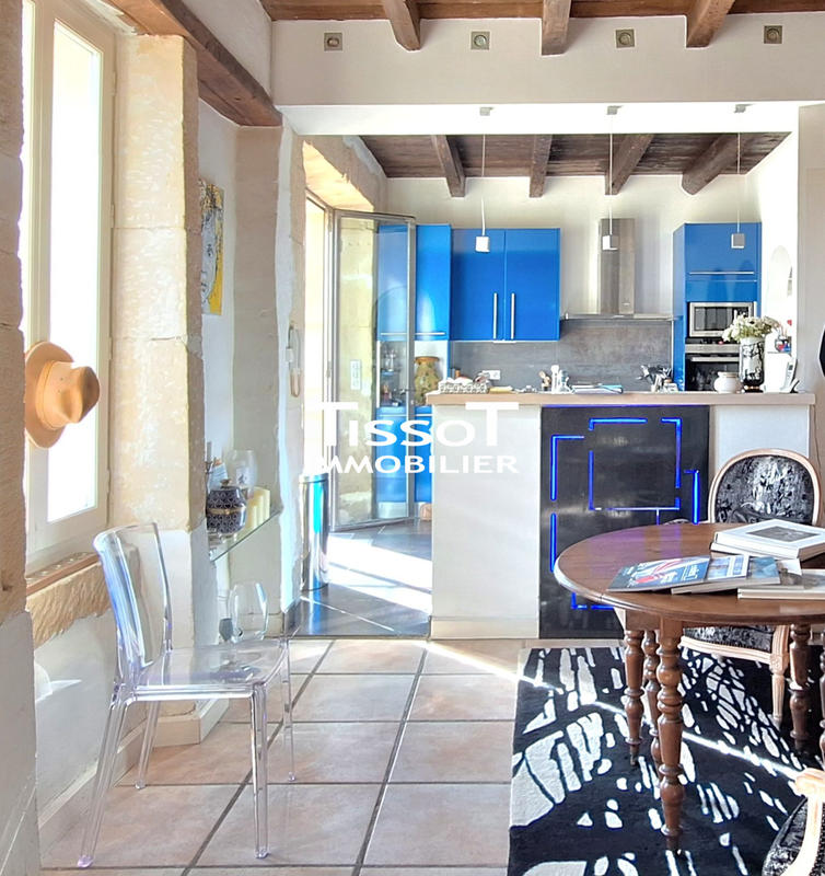 Maison ancienne - 239 m² - 7 pièces