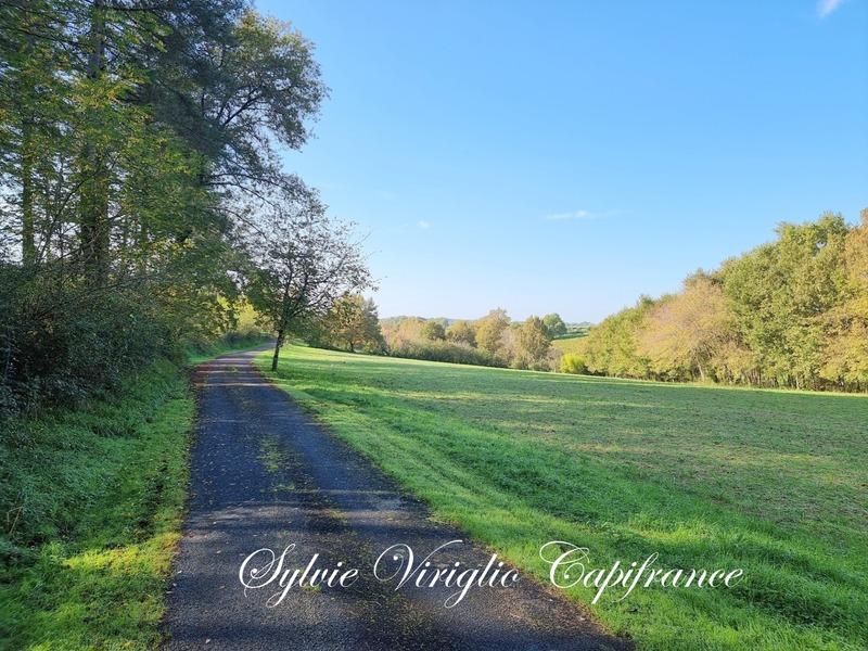 Propriété - 153 m² - 7 pièces