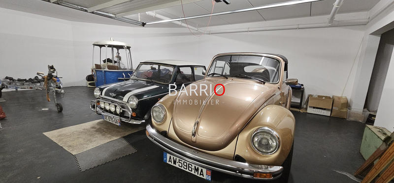 Parking / Garage - 55 m²