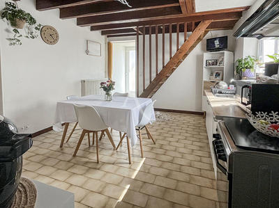 Maison - 88 m² - 4 pièces