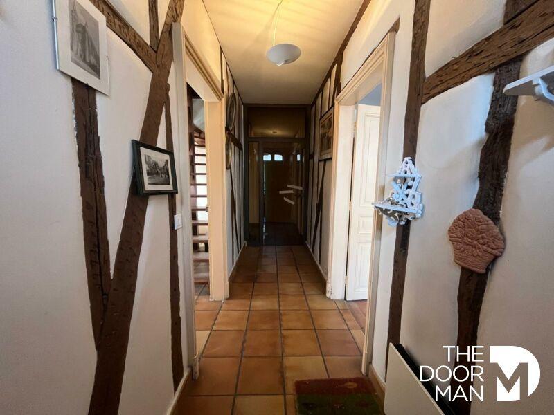 Maison - 148 m² - 8 pièces