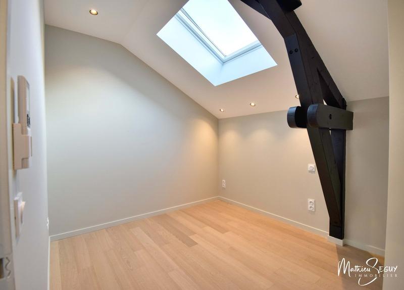 Loft - 117 m² - 4 pièces