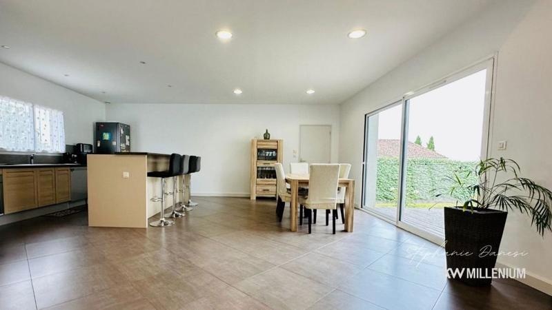 Maison - 158 m² - 6 pièces