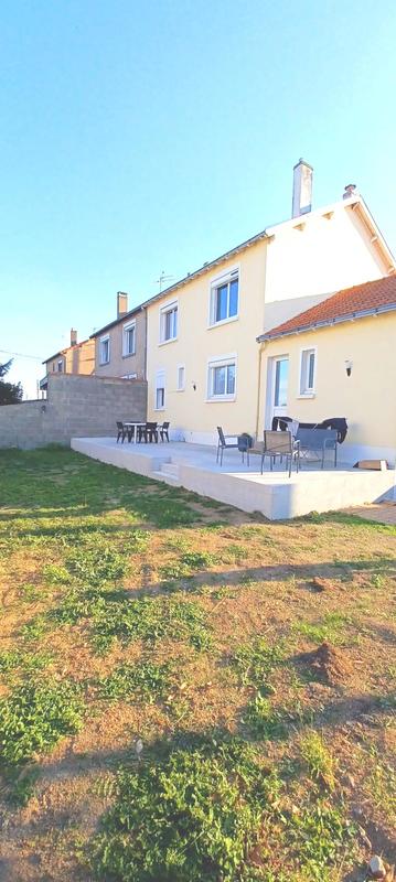 Maison - 105 m² - 6 pièces