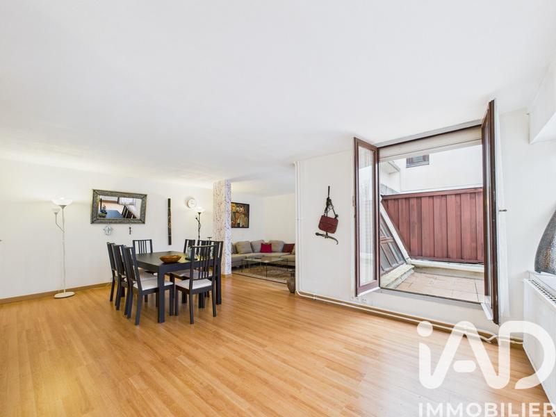 Appartement - 100 m² - 5 pièces