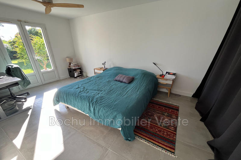 Villa - 220 m² - 6 pièces