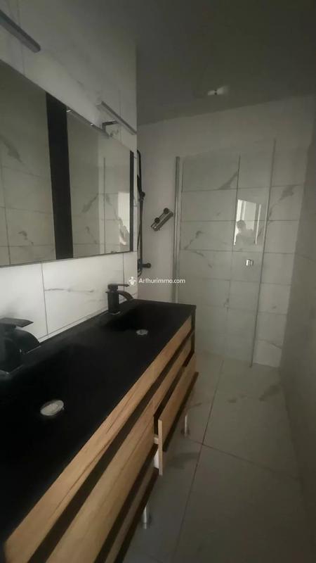 Appartement - 58 m² - 3 pièces