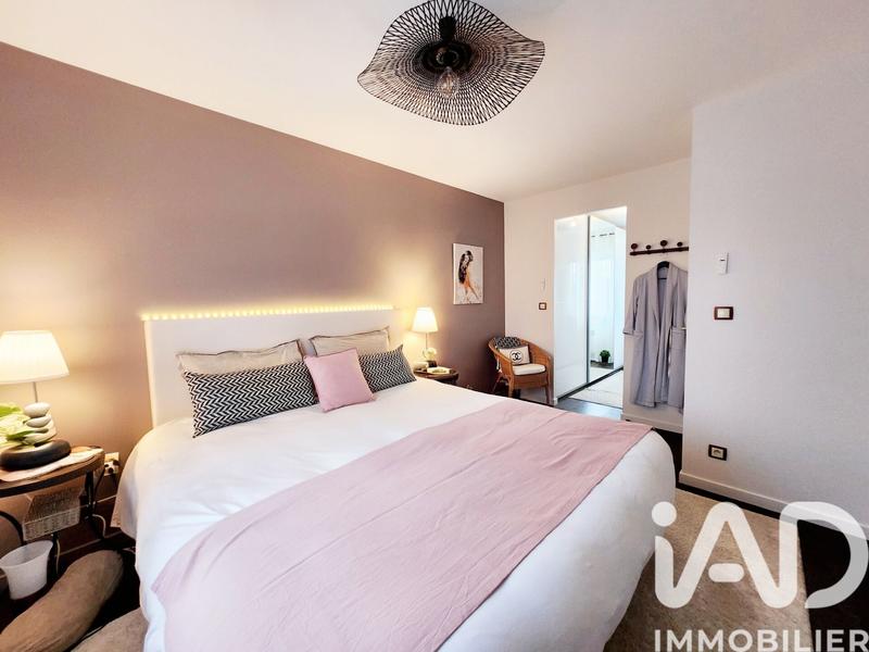 Maison - 156 m² - 8 pièces