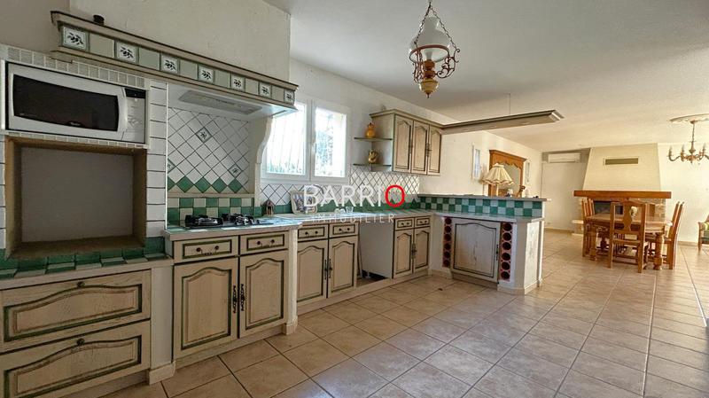 Maison traditionnelle - 150 m² - 5 pièces