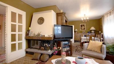 Maison - 161 m² - 7 pièces