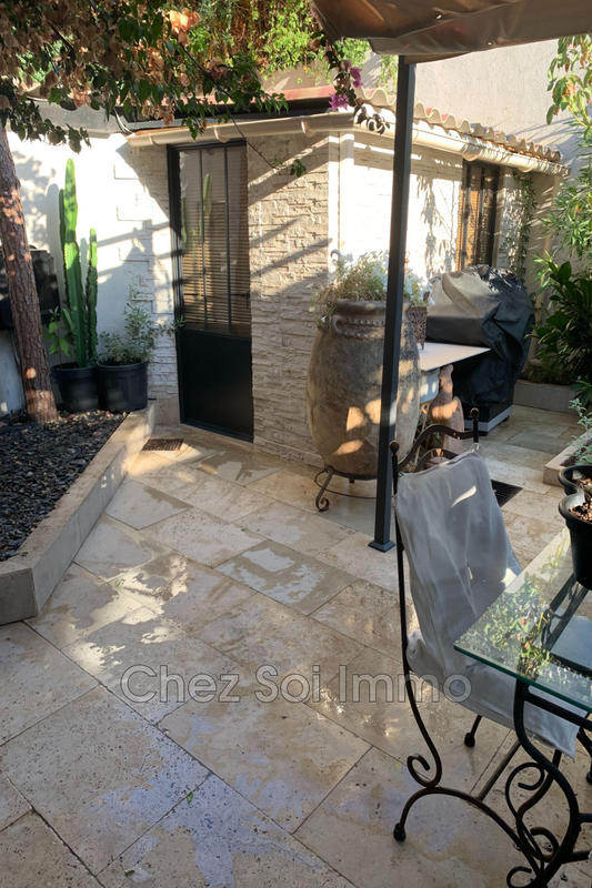 Maison - 104 m² - 5 pièces