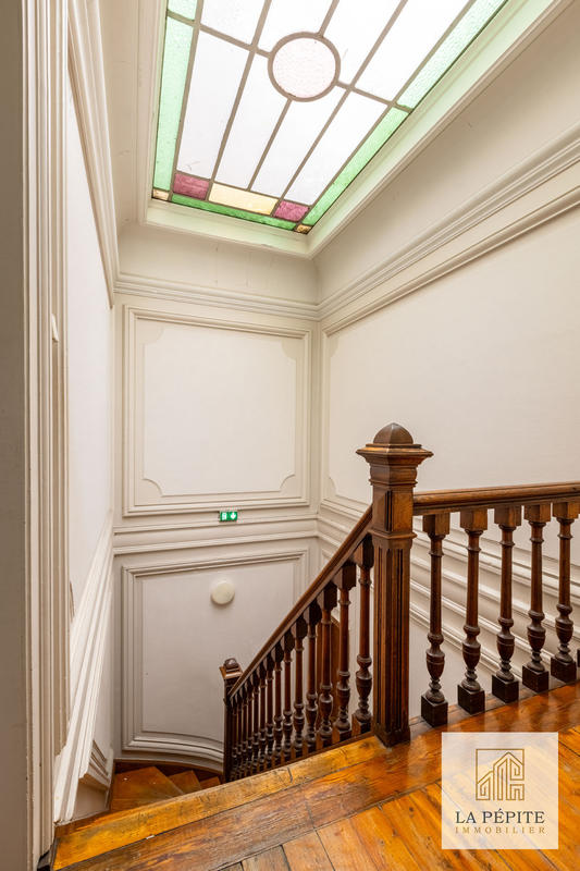 Immeuble - 334 m² - 1 pièce