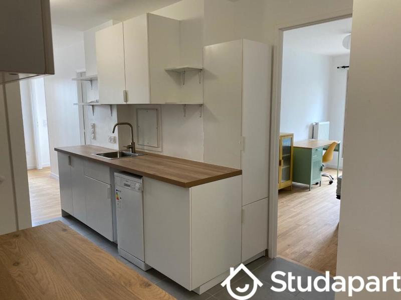 Chambre - 13 m² - 1 pièce