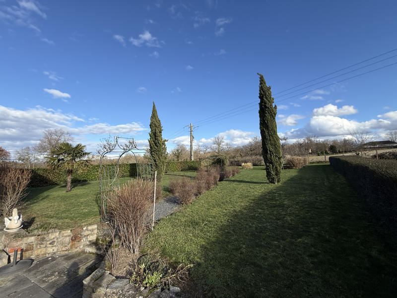 Maison - 197 m² - 7 pièces