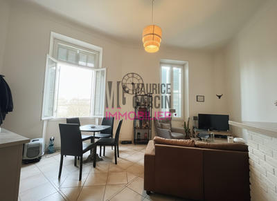 Fonds de commerce - Hôtellerie / Restauration - 100 m²