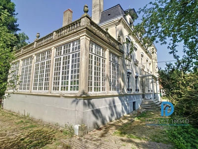 Château - 266 m² - 8 pièces