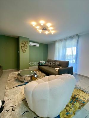 Appartement - 97 m² - 4 pièces