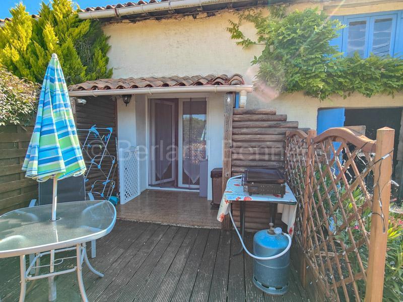 Maison en pierre - 211 m² - 9 pièces