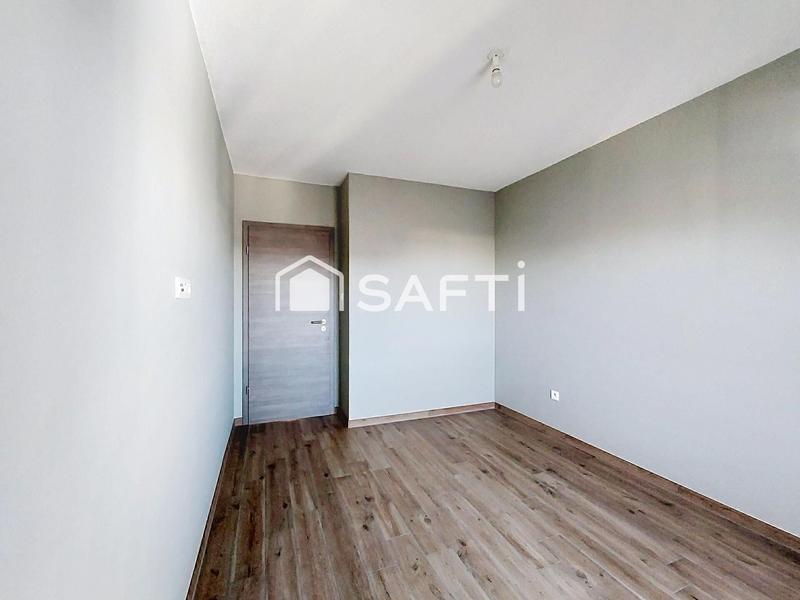 Maison - 93 m² - 5 pièces