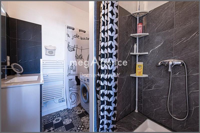 Appartement - 85 m² - 4 pièces