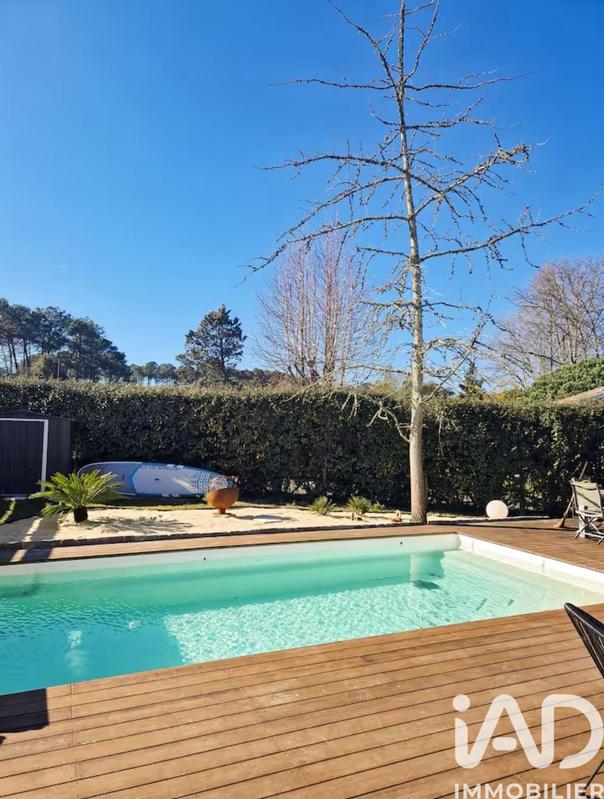 Maison - 200 m² - 7 pièces