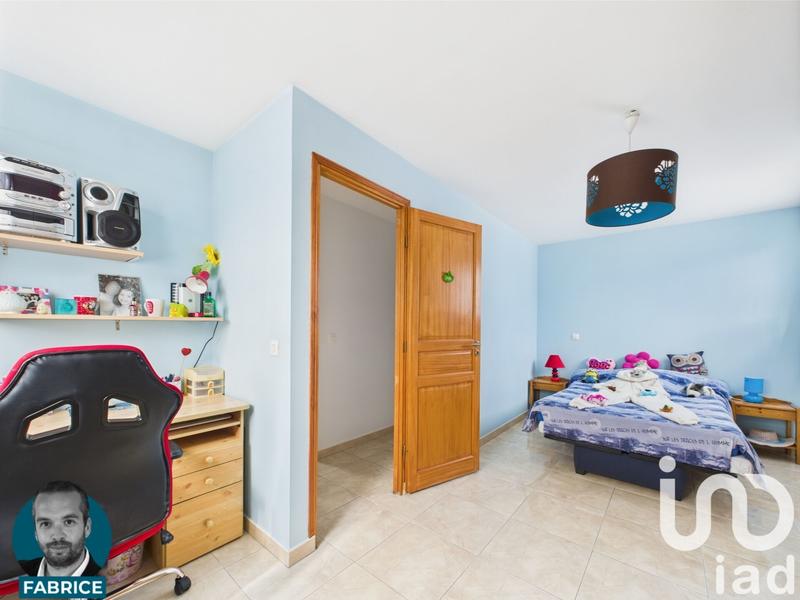 Maison - 216 m² - 8 pièces