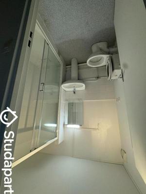 Chambre - 9 m² - 1 pièce