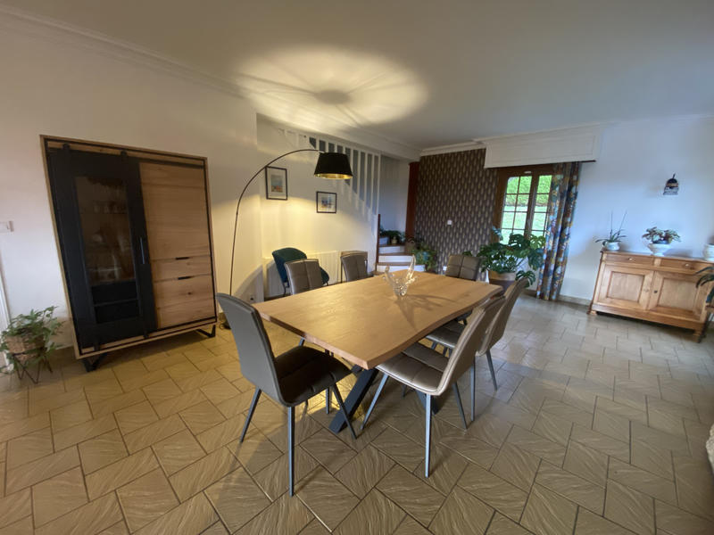 Maison - 224 m² - 8 pièces