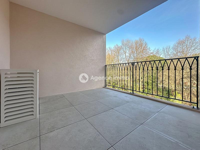 Appartement - 80 m² - 3 pièces