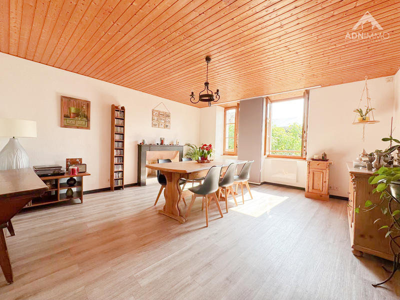 Appartement - 165 m² - 4 pièces