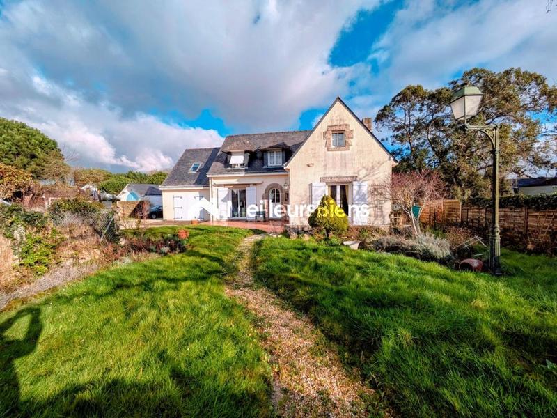 Maison - 140 m² - 6 pièces