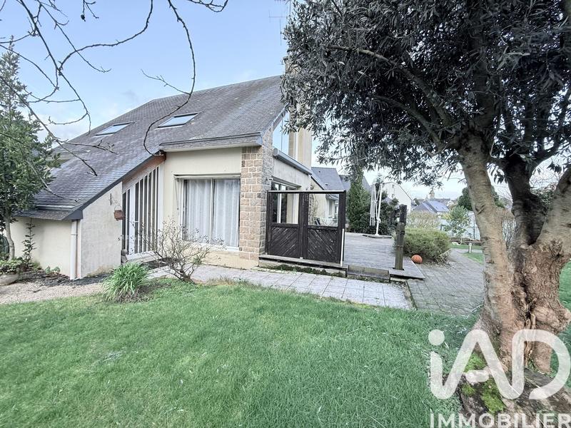 Maison - 162 m² - 9 pièces