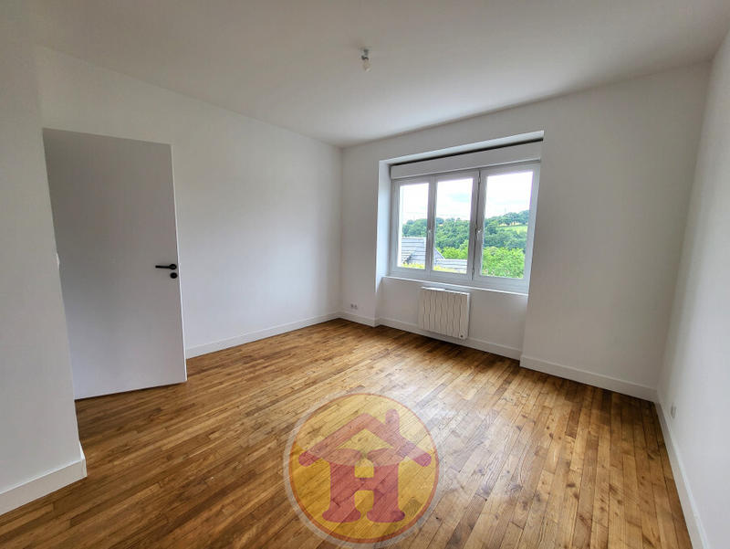 Appartement - 155 m² - 8 pièces