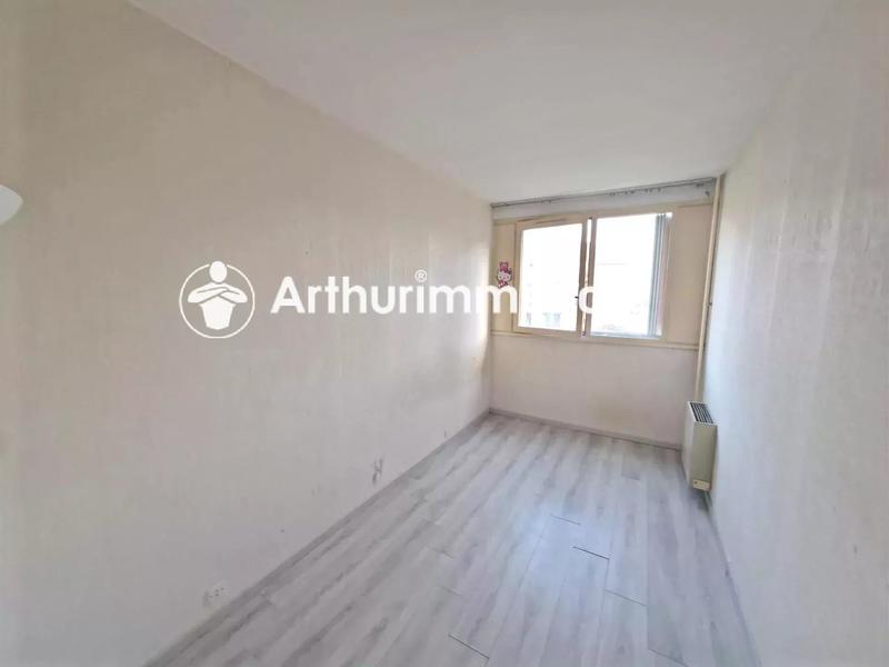 Appartement - 96 m² - 5 pièces