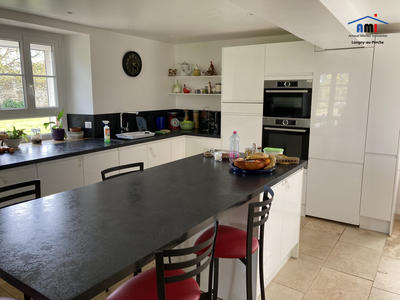 Maison - 380 m² - 7 pièces