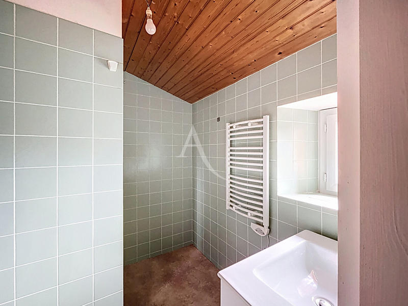 Longère - 258 m² - 14 pièces