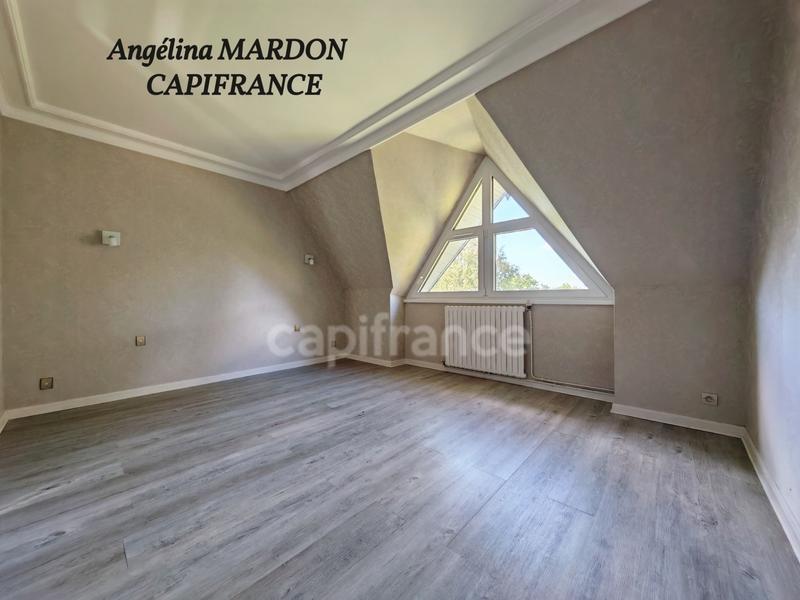 Maison - 169 m² - 6 pièces