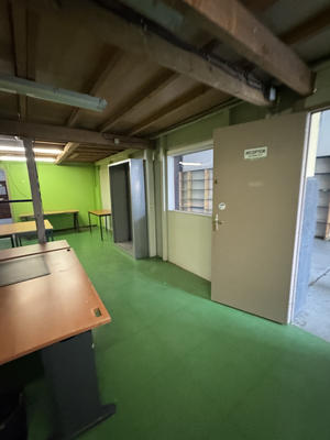 Local d'activités - 220 m²
