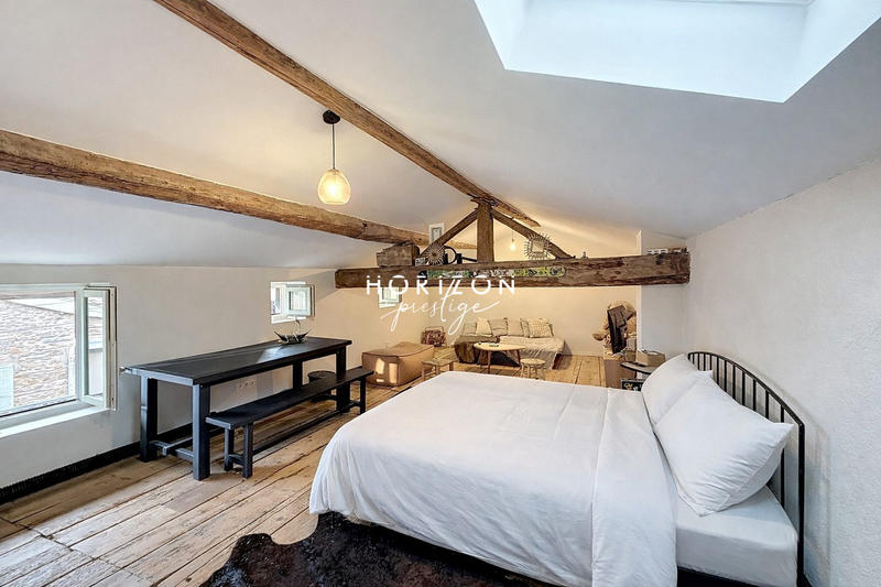 Maison ancienne - 245 m² - 10 pièces