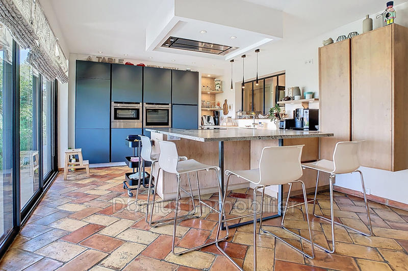 Villa - 189 m² - 6 pièces