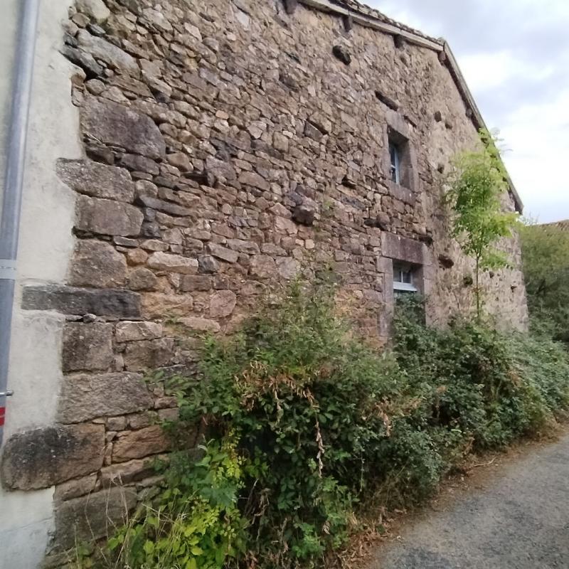 Maison - 250 m² - 4 pièces