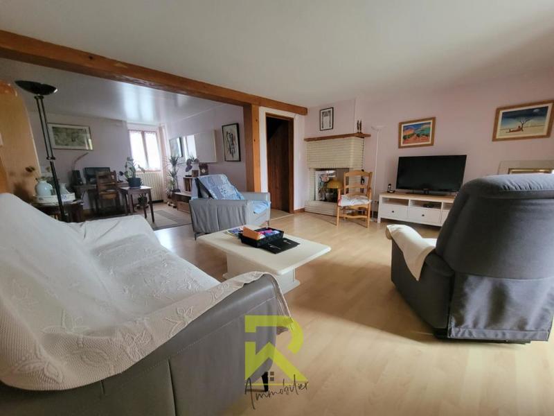 Maison de village - 315 m² - 10 pièces