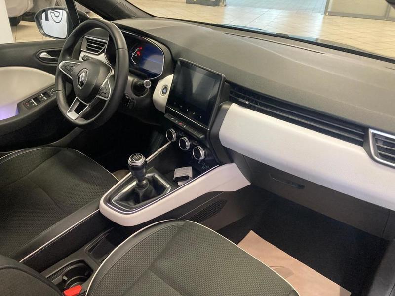 Renault Clio V Blue dCi 115 Intens