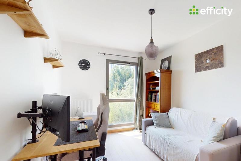 Maison - 96 m² - 4 pièces