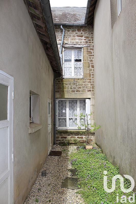 Maison - 98 m² - 5 pièces