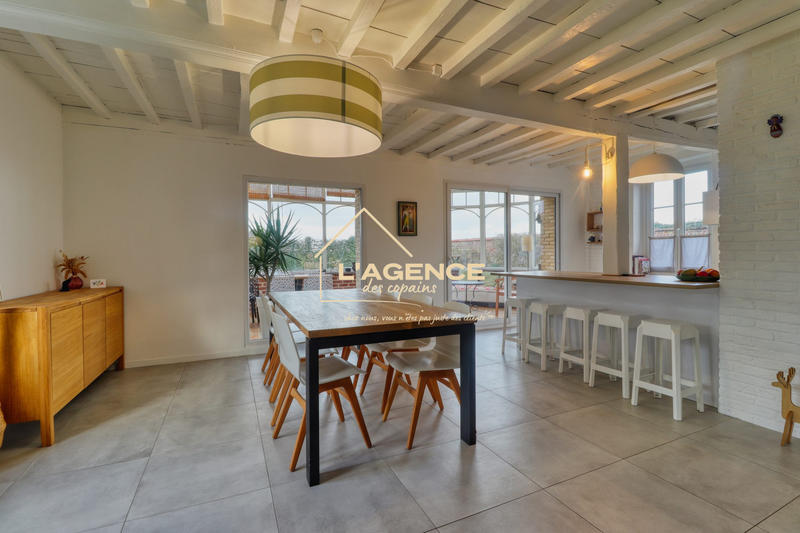 Maison - 192 m² - 6 pièces
